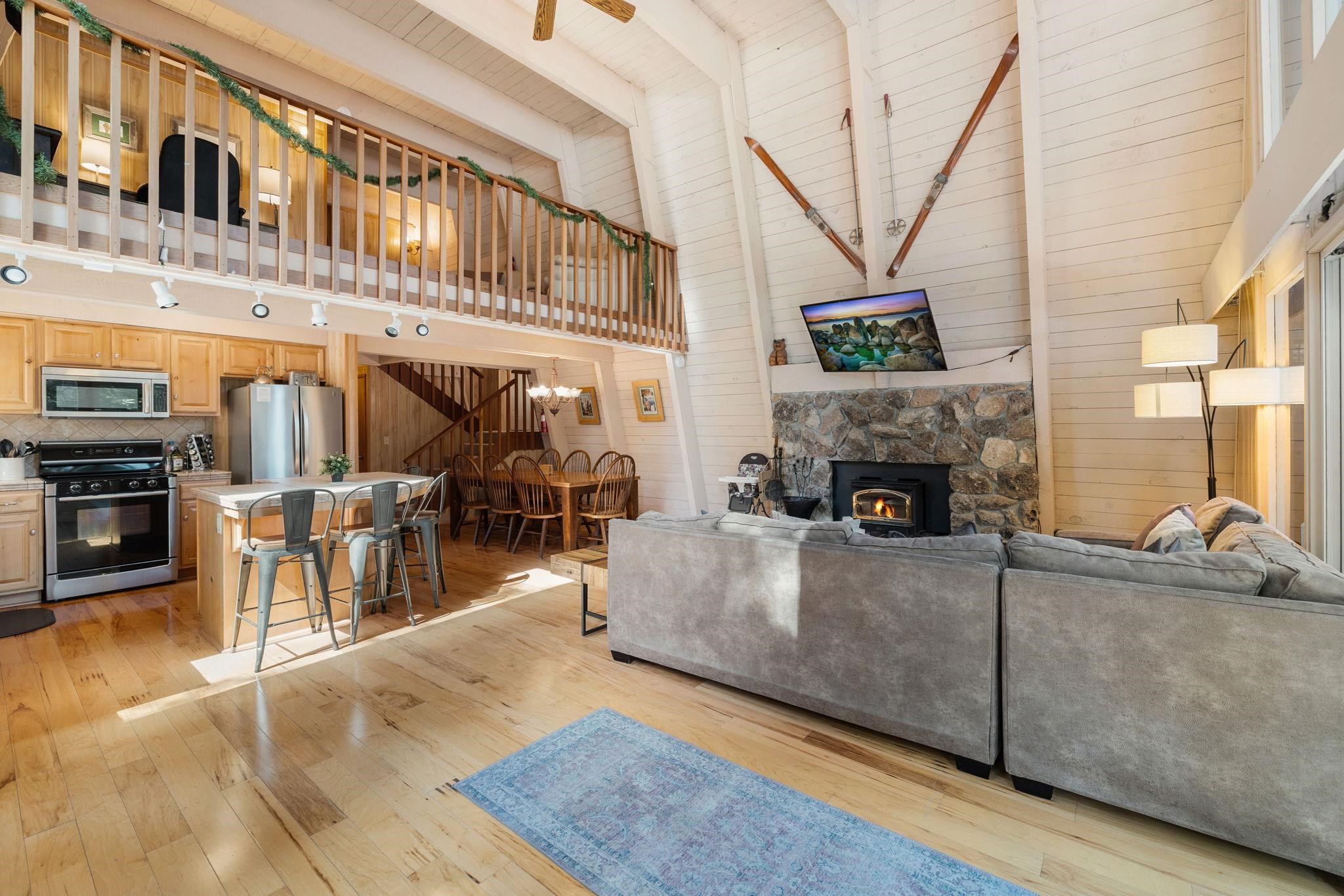 5749 Uplands Road Carnelian Bay, CA 96140 - Photo 8 of 28