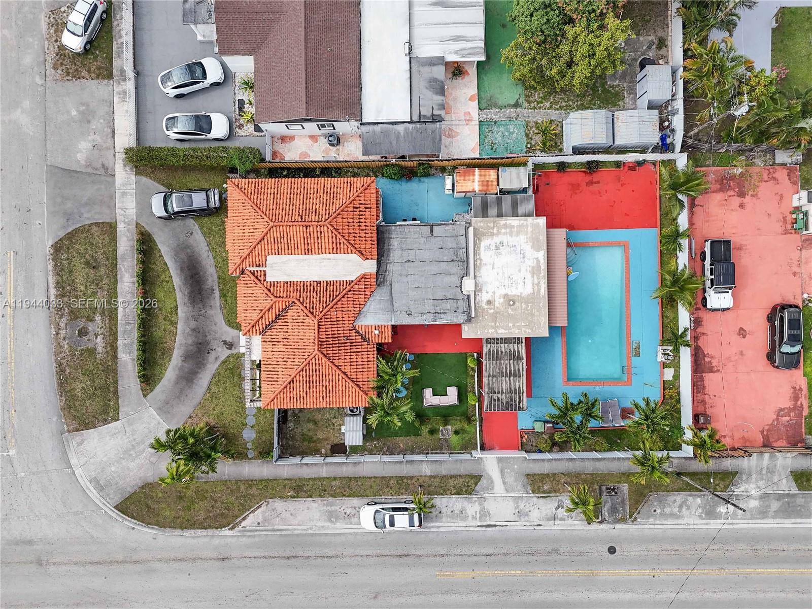 591 Southeast 5th Street Hialeah, FL 33010 - Photo 8 of 45