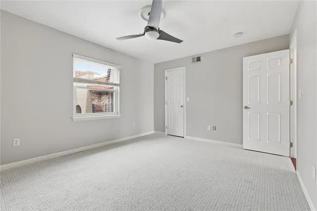 $189,900 | 5000 Baltimore Avenue, Unit 301, Kansas City, MO 64112