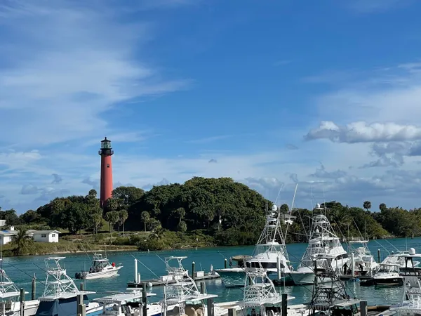 $2,150,000 | 3443 South Caroline Street, Jupiter, FL 33458