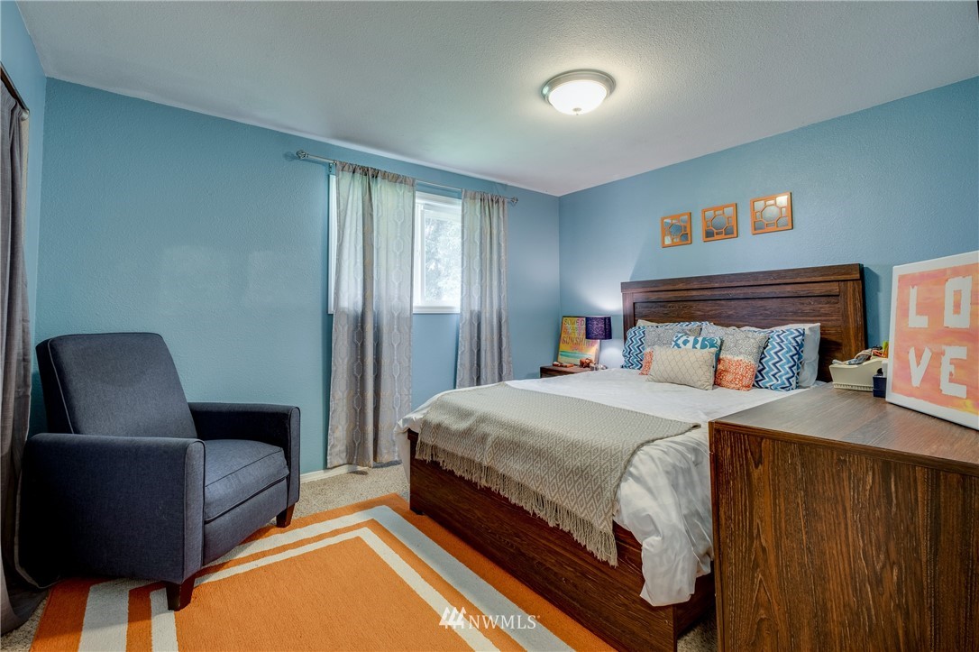 9955 Fredrickson Road Northwest Silverdale, WA 98383 - Photo 13 of 25 Gallery Image 13