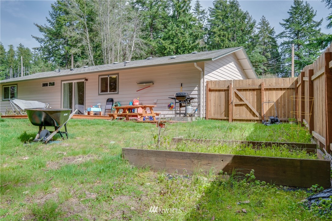 9955 Fredrickson Road Northwest Silverdale, WA 98383 - Photo 24 of 25 Gallery Image 24