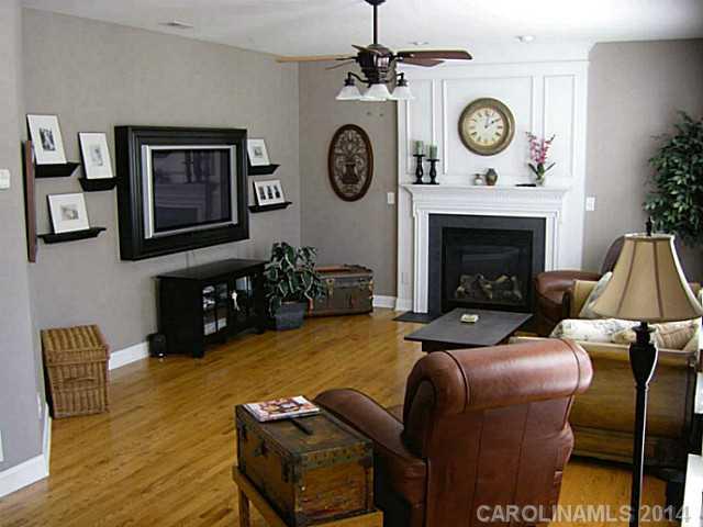 302 Drake Park Avenue Fort Mill, SC 29708 - Photo 3 of 16