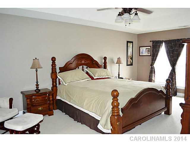 302 Drake Park Avenue Fort Mill, SC 29708 - Photo 10 of 16