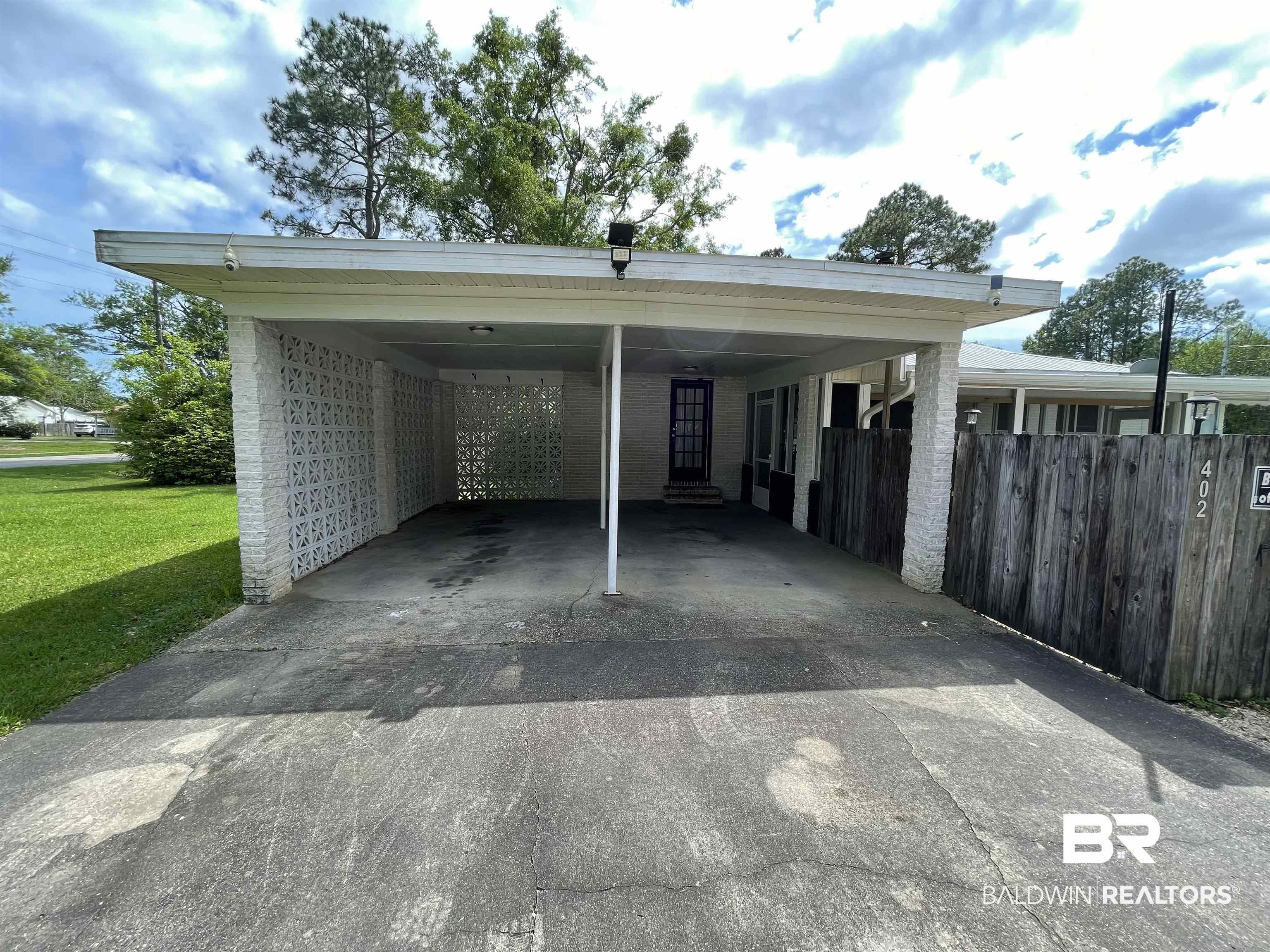 402 West Myrtle Avenue Foley, AL 36535 - Photo 3 of 38 Two Car Carport