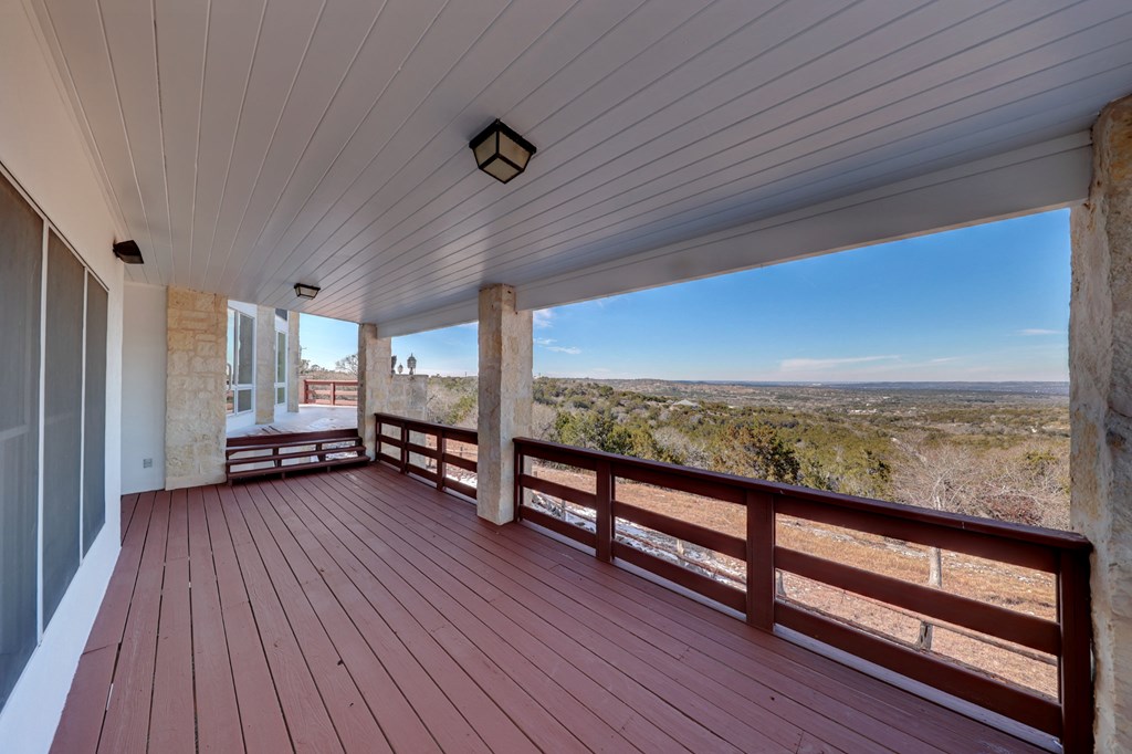 100 Lesikar Lane Center Point, TX 78010 - Photo 19 of 31