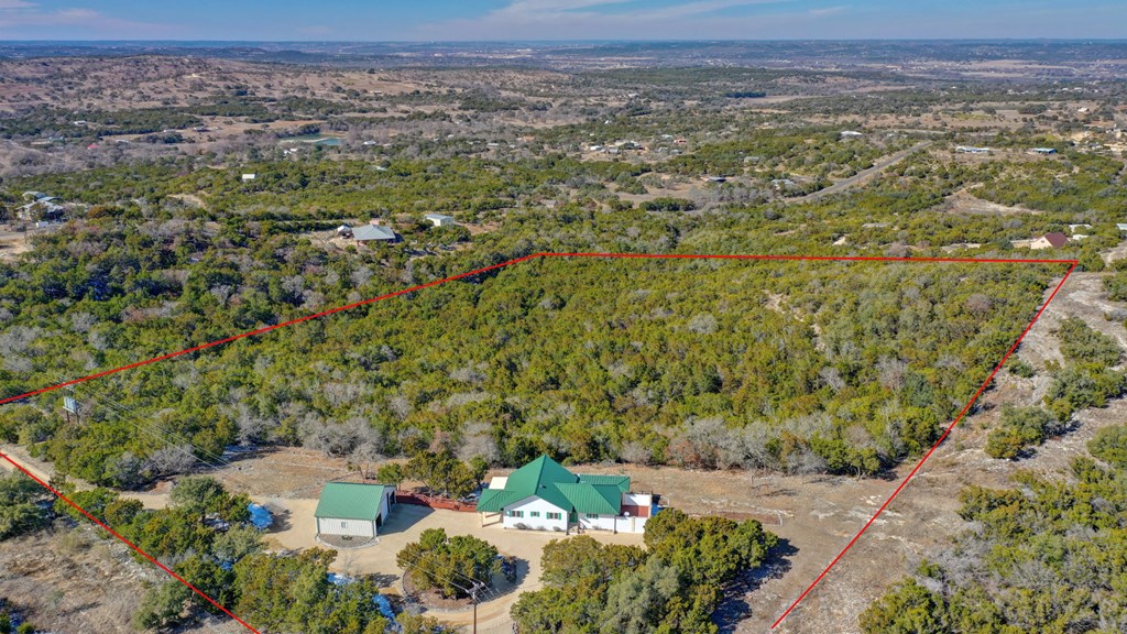 100 Lesikar Lane Center Point, TX 78010 - Photo 4 of 31