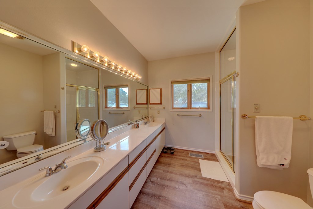 100 Lesikar Lane Center Point, TX 78010 - Photo 10 of 31