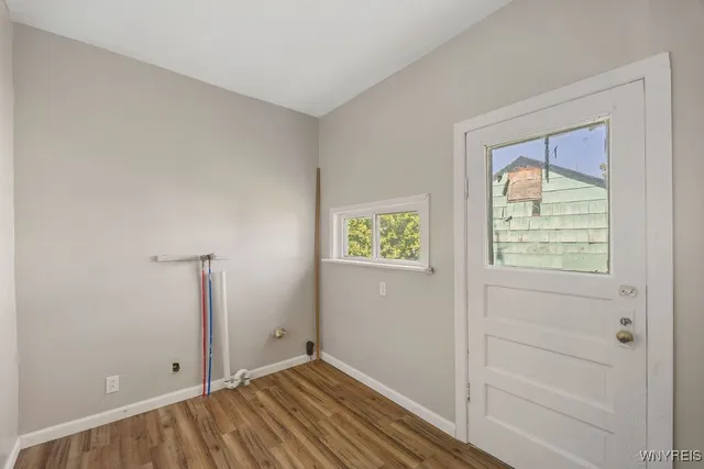 $99,000 | 2424 Cudaback Avenue, Niagara Falls, NY 14303