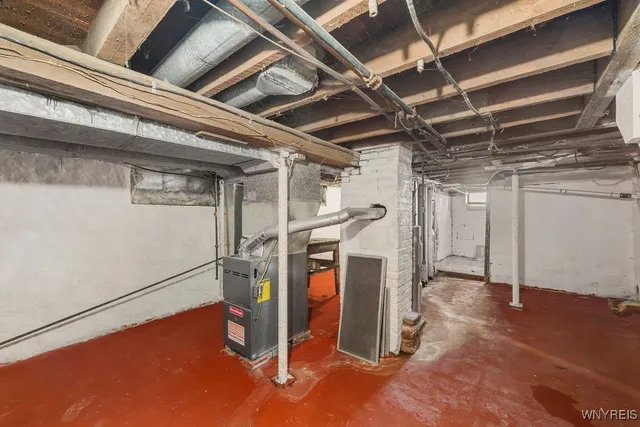 $99,000 | 2424 Cudaback Avenue, Niagara Falls, NY 14303