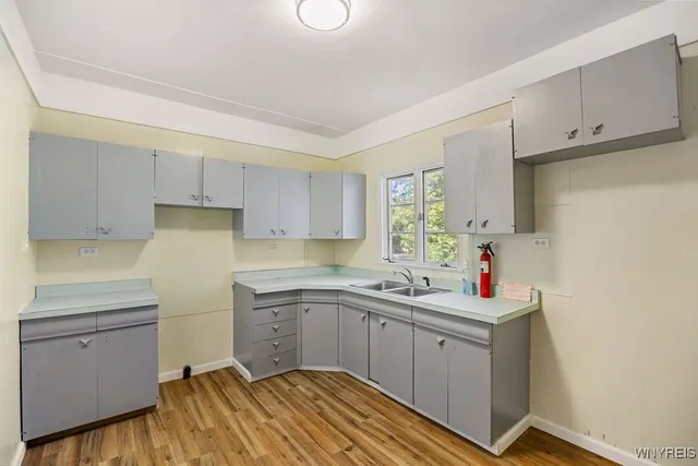 $99,000 | 2424 Cudaback Avenue, Niagara Falls, NY 14303