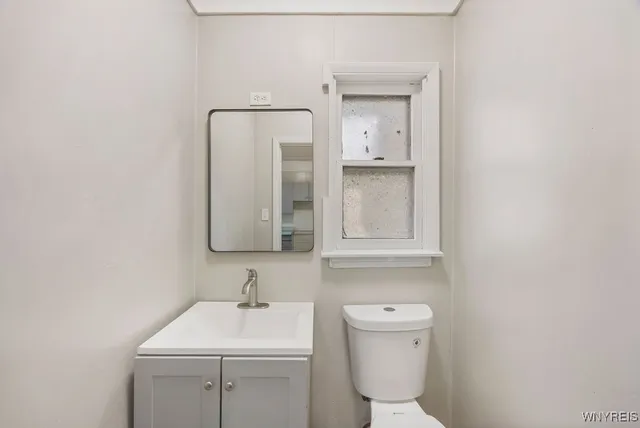 $99,000 | 2424 Cudaback Avenue, Niagara Falls, NY 14303