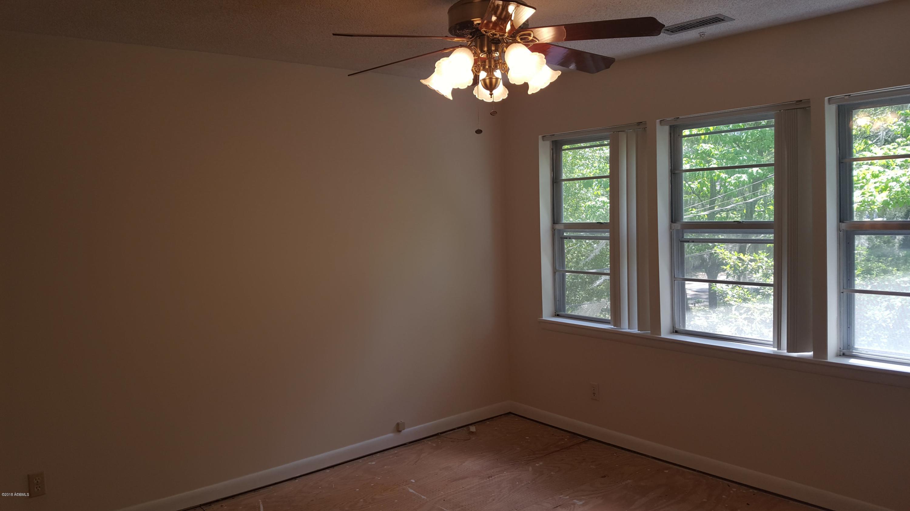 6000 Vaux Road Beaufort, SC 29906 - Photo 13 of 24 20180416_133121