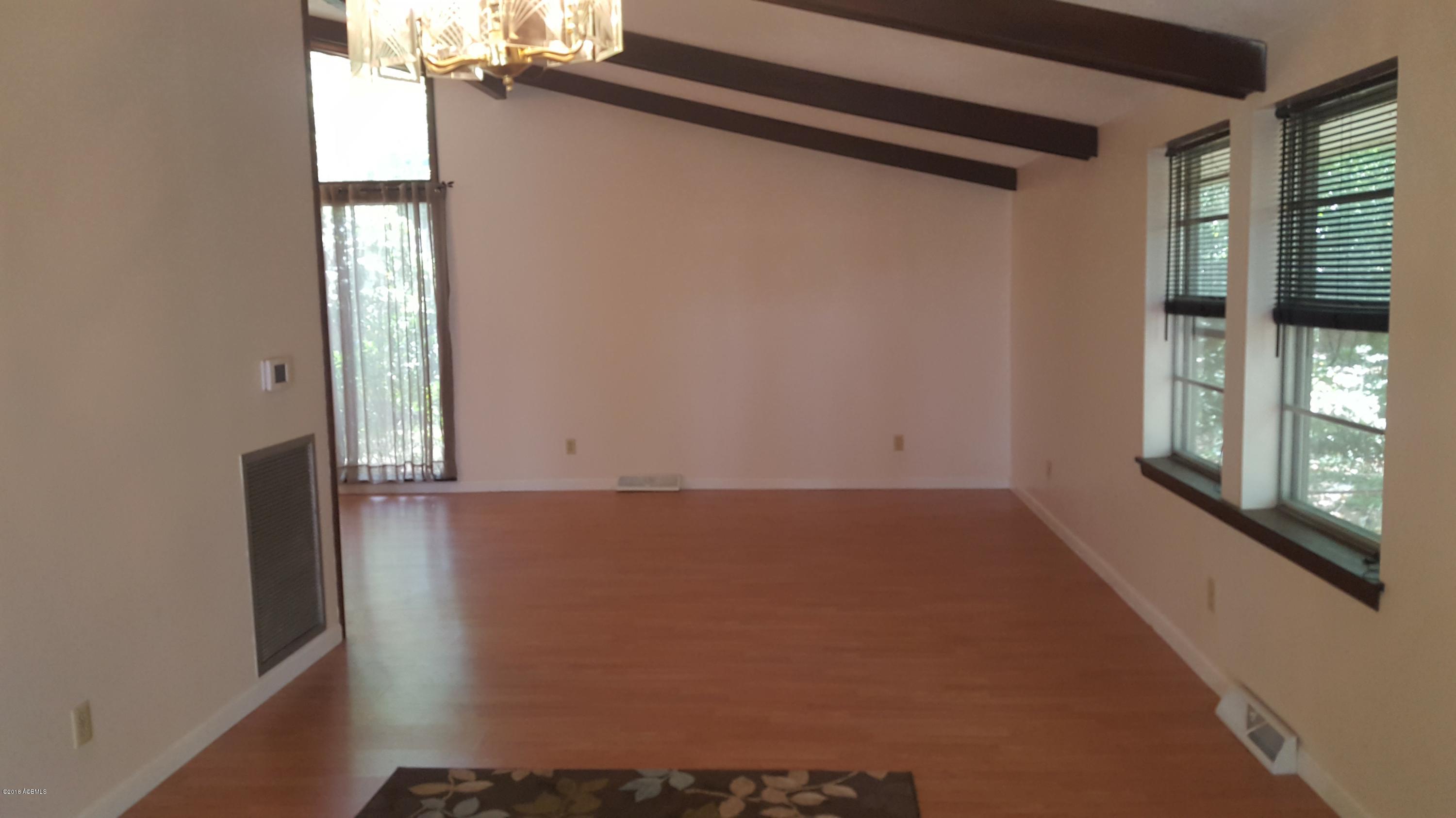 6000 Vaux Road Beaufort, SC 29906 - Photo 2 of 24 20180416_132757