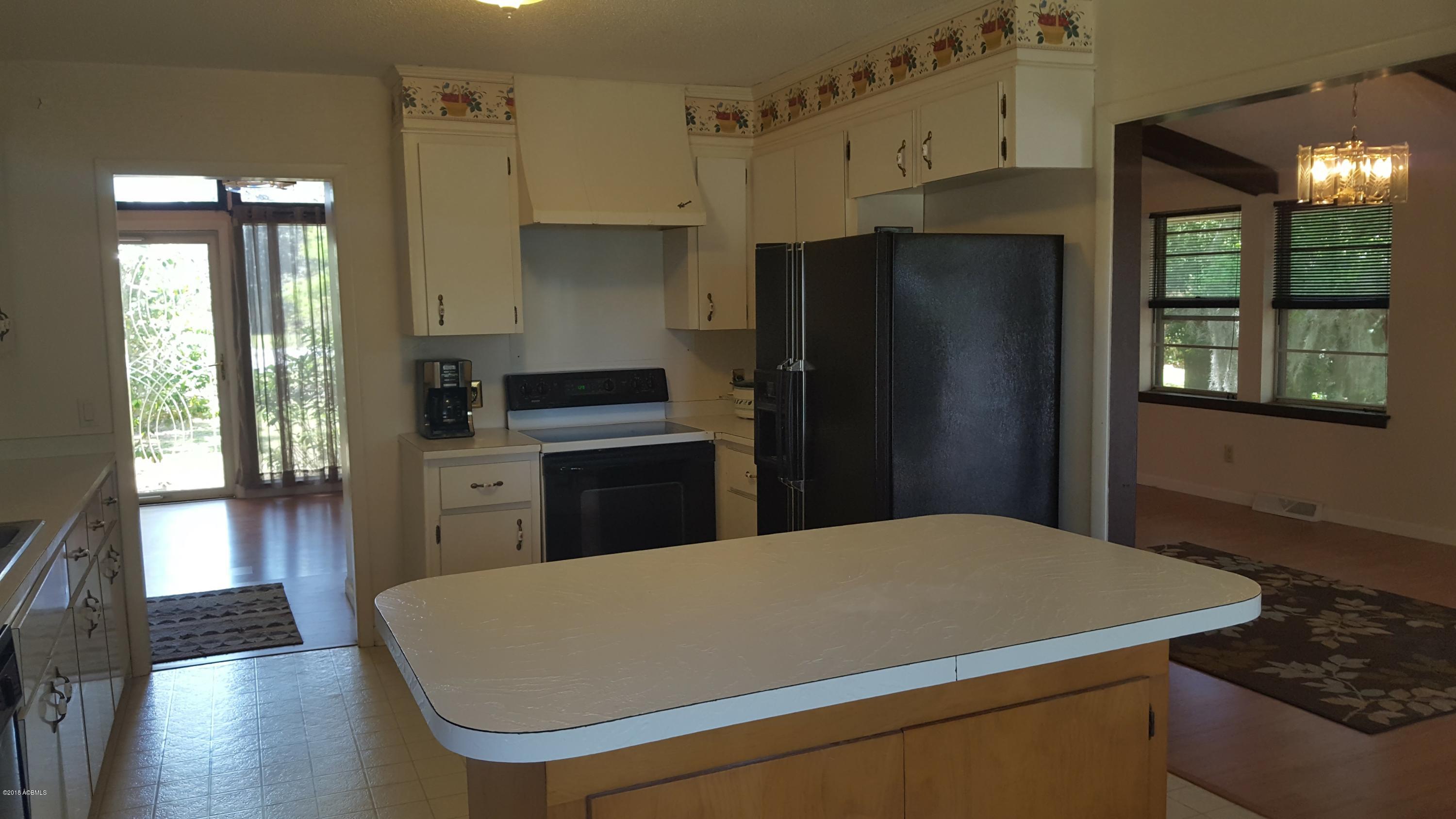 6000 Vaux Road Beaufort, SC 29906 - Photo 8 of 24 20180416_132932