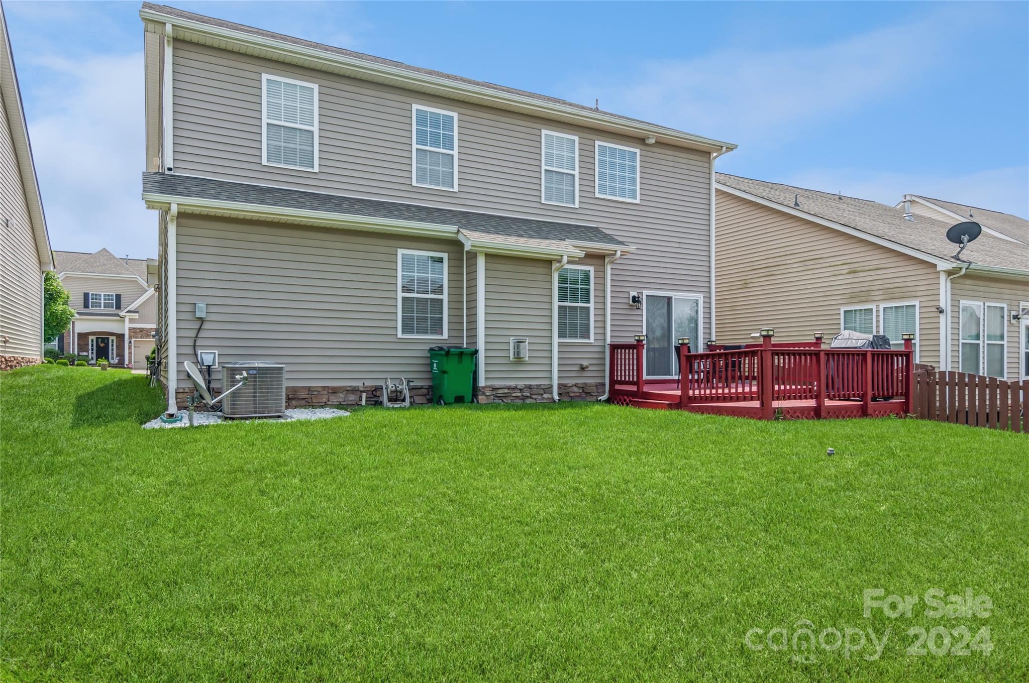9014 Inverness Bay Road Charlotte, NC 28278 - Photo 33 of 35 Gallery Image 33
