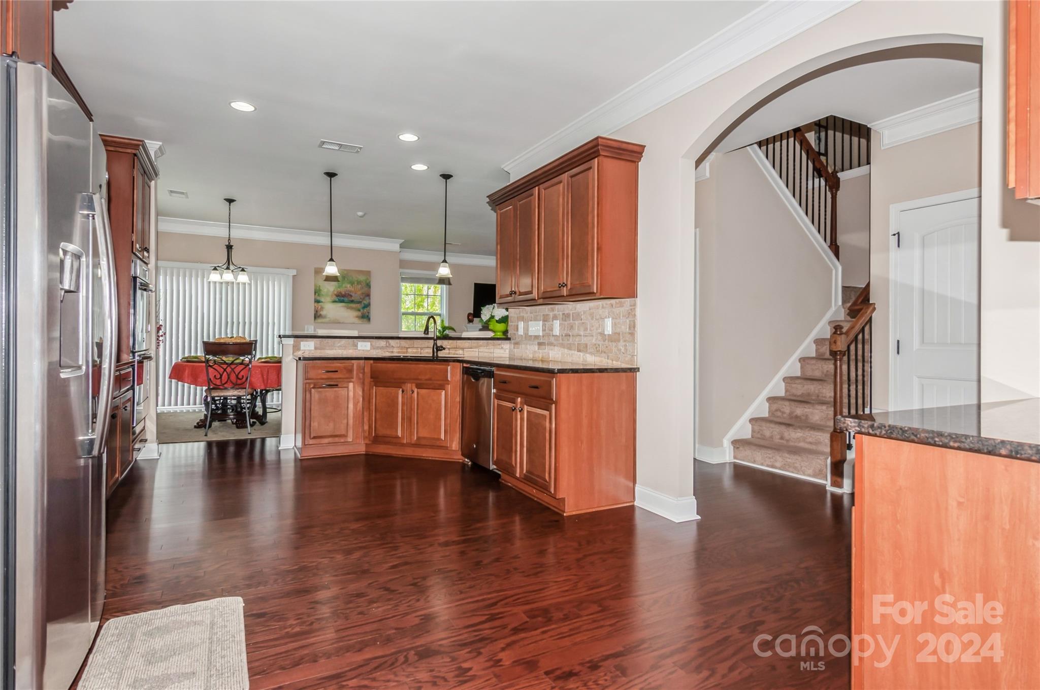9014 Inverness Bay Road Charlotte, NC 28278 - Photo 5 of 35 Gallery Image 5