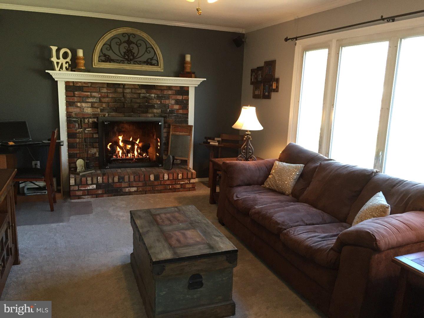 549 Mercer Street Hamilton Square, NJ 08690 - Photo 14 of 23 Family Room
