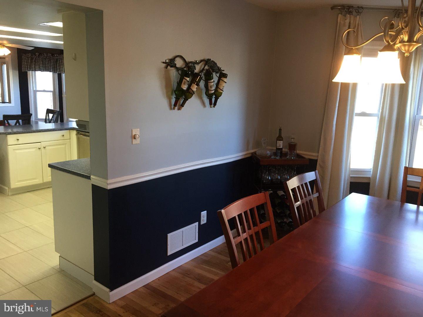 549 Mercer Street Hamilton Square, NJ 08690 - Photo 10 of 23 Dining Room