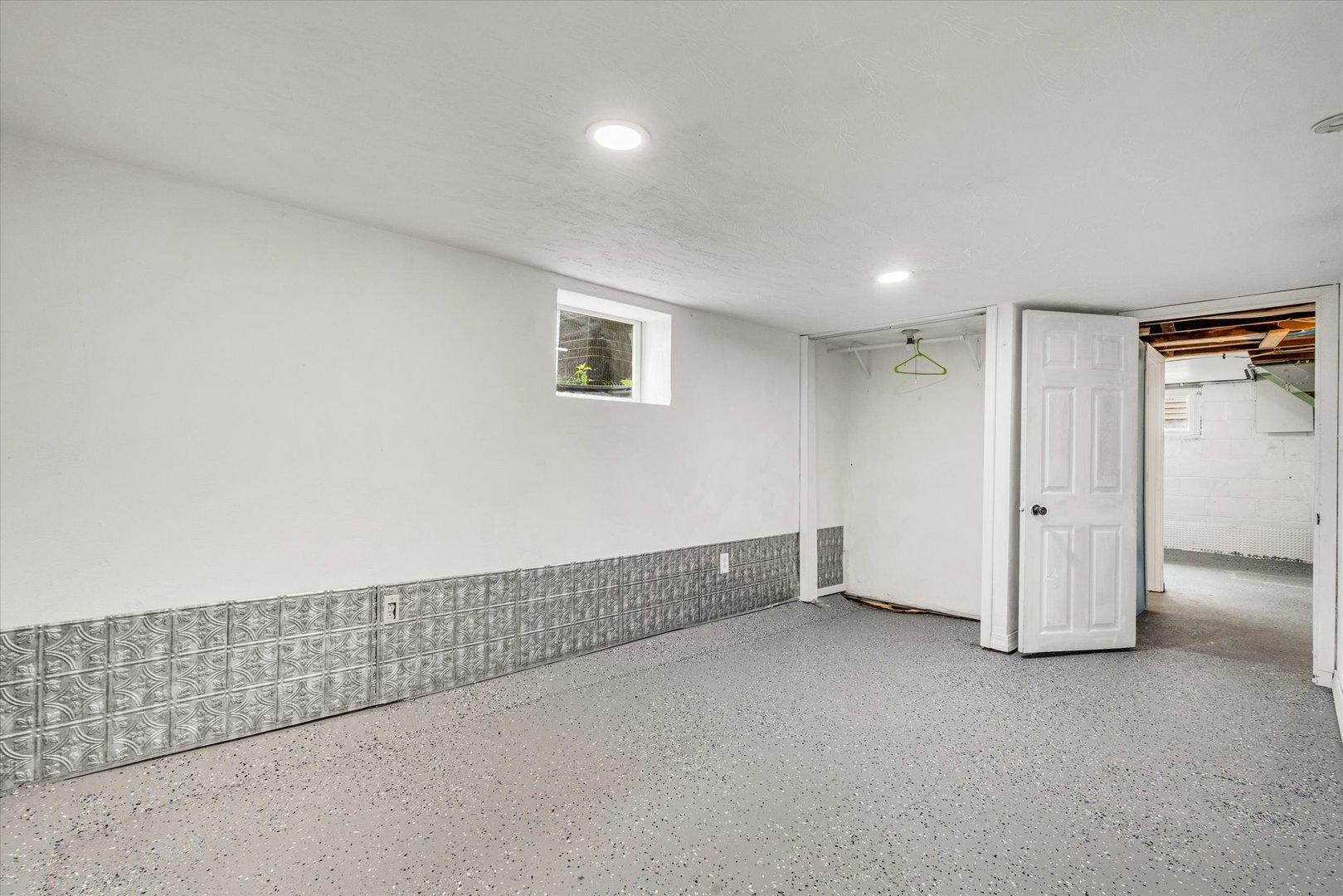 2423 29th Street Rock Island, IL 61201 - Photo 31 of 37