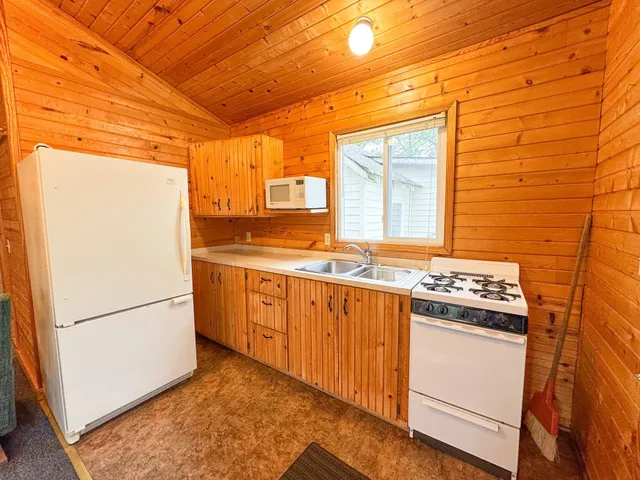 $160,000 | 27621 Co Highway 83, Unit 4, Battle Lake, MN 56515