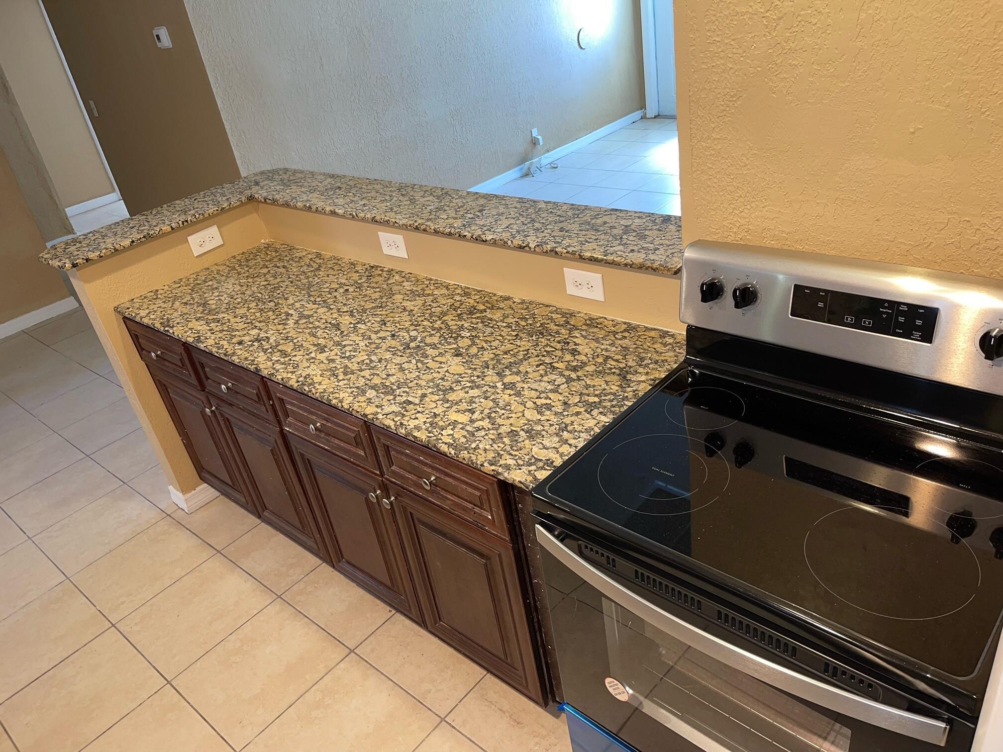 1650 West 12th Court Riviera Beach, FL 33404 - Photo 8 of 17 image4