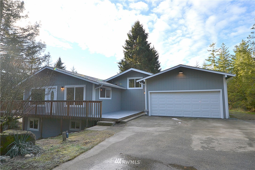 6161 East Grapeview Loop Road Allyn, WA 98524 - Photo 1 of 25 Gallery Image 1
