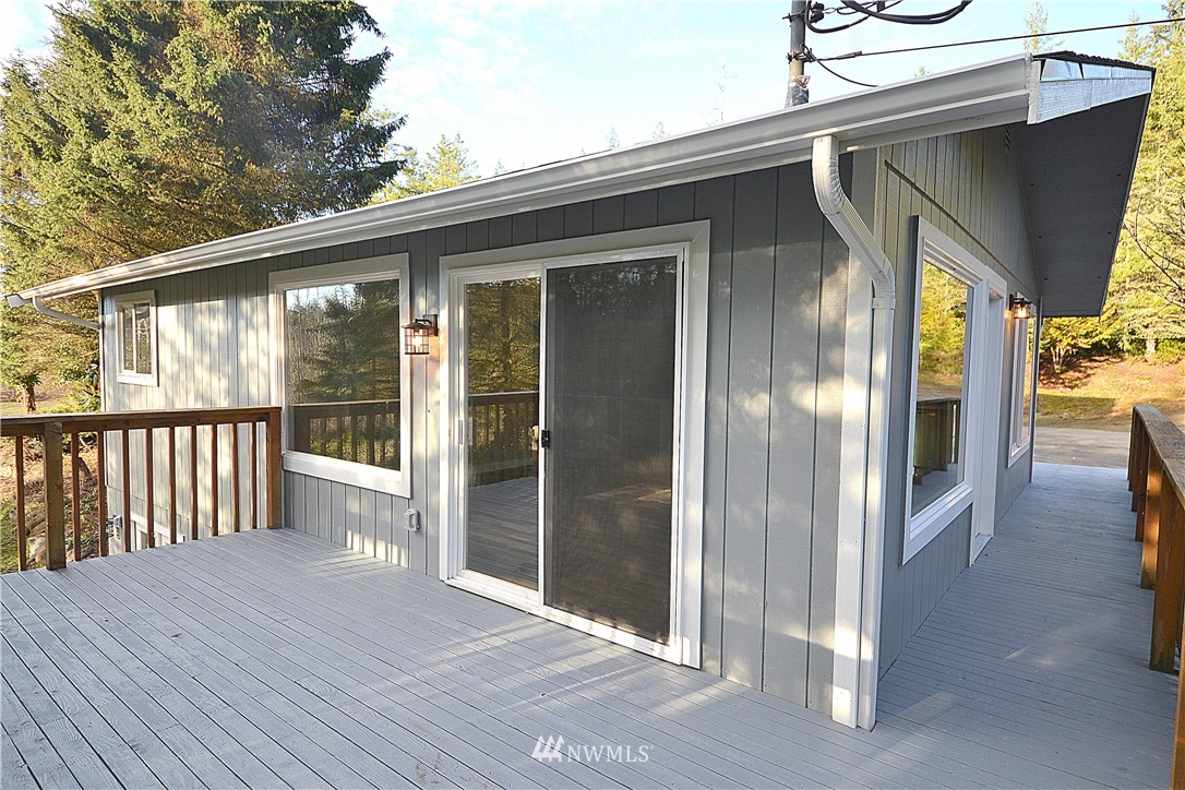 6161 East Grapeview Loop Road Allyn, WA 98524 - Photo 23 of 25 Gallery Image 23