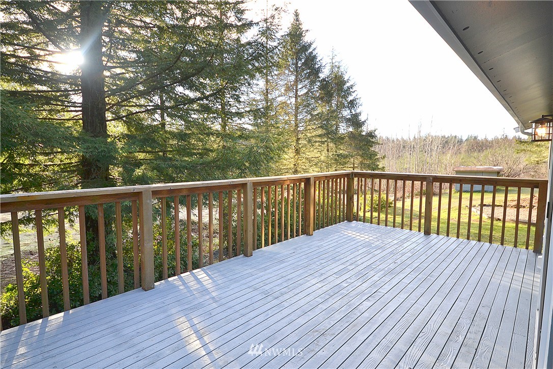 6161 East Grapeview Loop Road Allyn, WA 98524 - Photo 24 of 25 Gallery Image 24