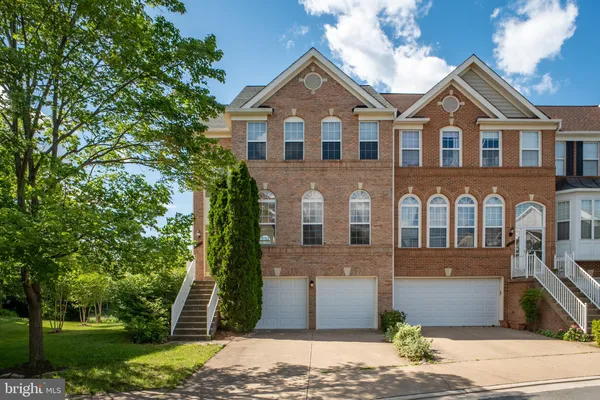 $3,750 | 44094 Saxony Terrace, Ashburn, VA 20147