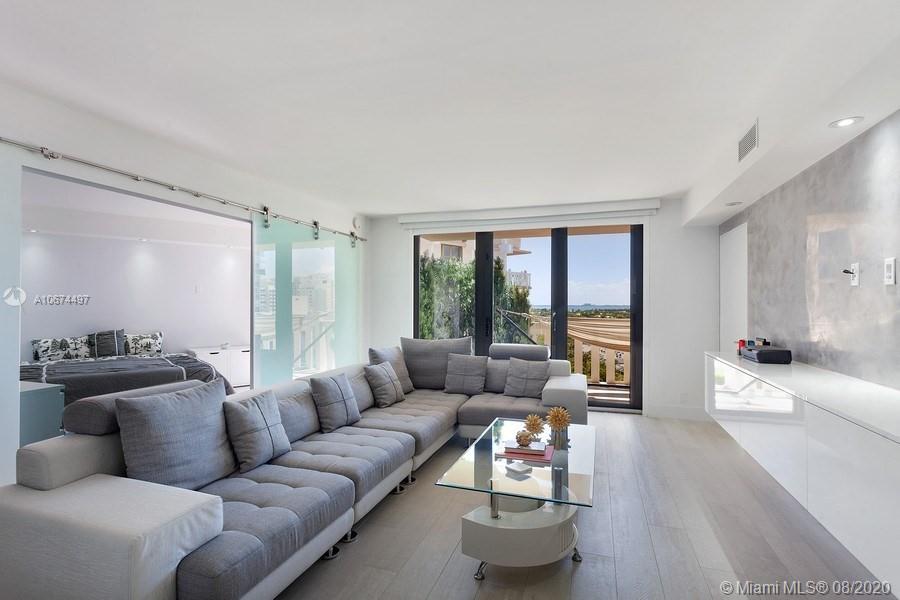 1111 Crandon Boulevard, Unit A1105 Key Biscayne, FL 33149 - Photo 2 of 15