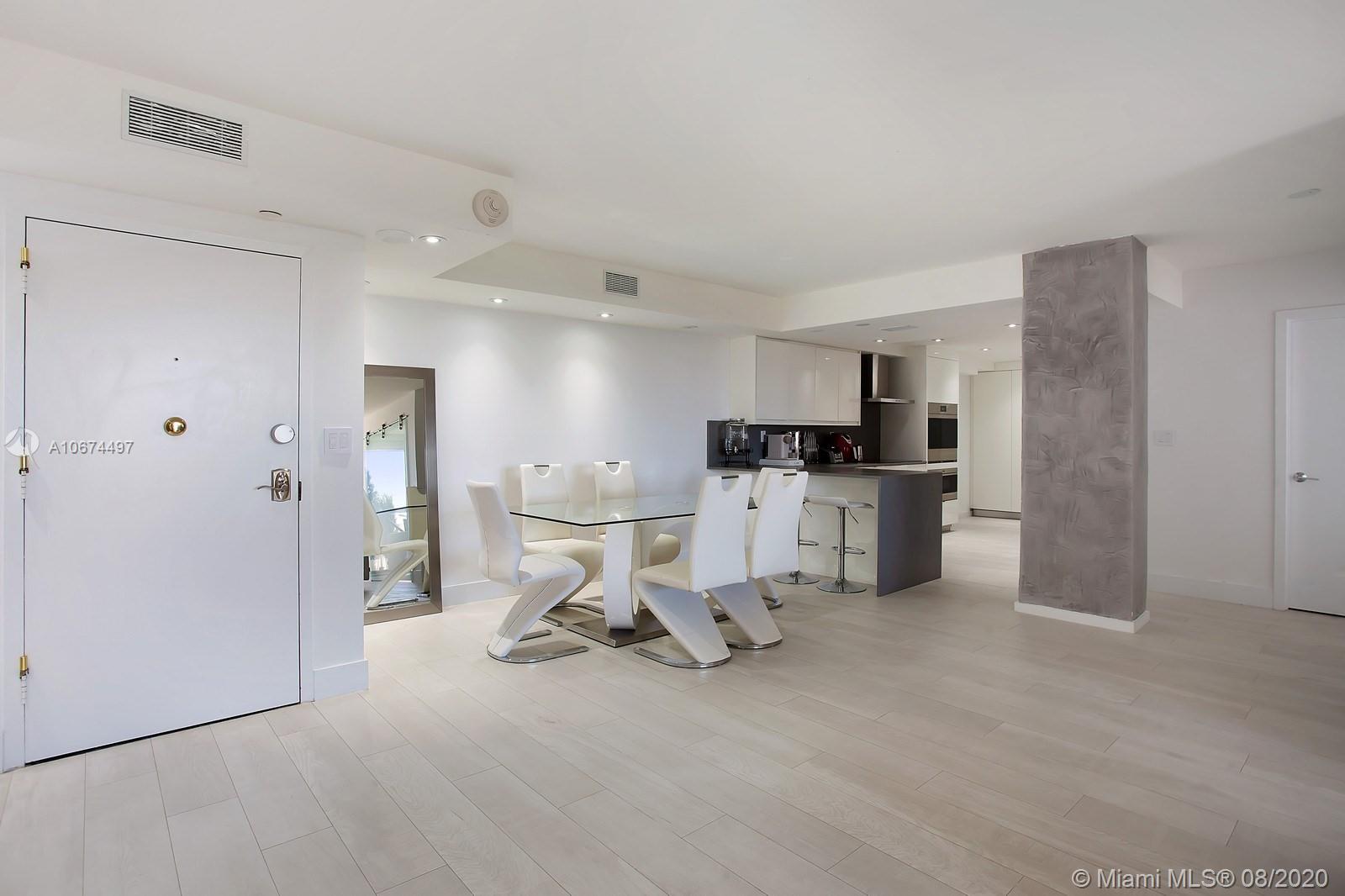 1111 Crandon Boulevard, Unit A1105 Key Biscayne, FL 33149 - Photo 3 of 15