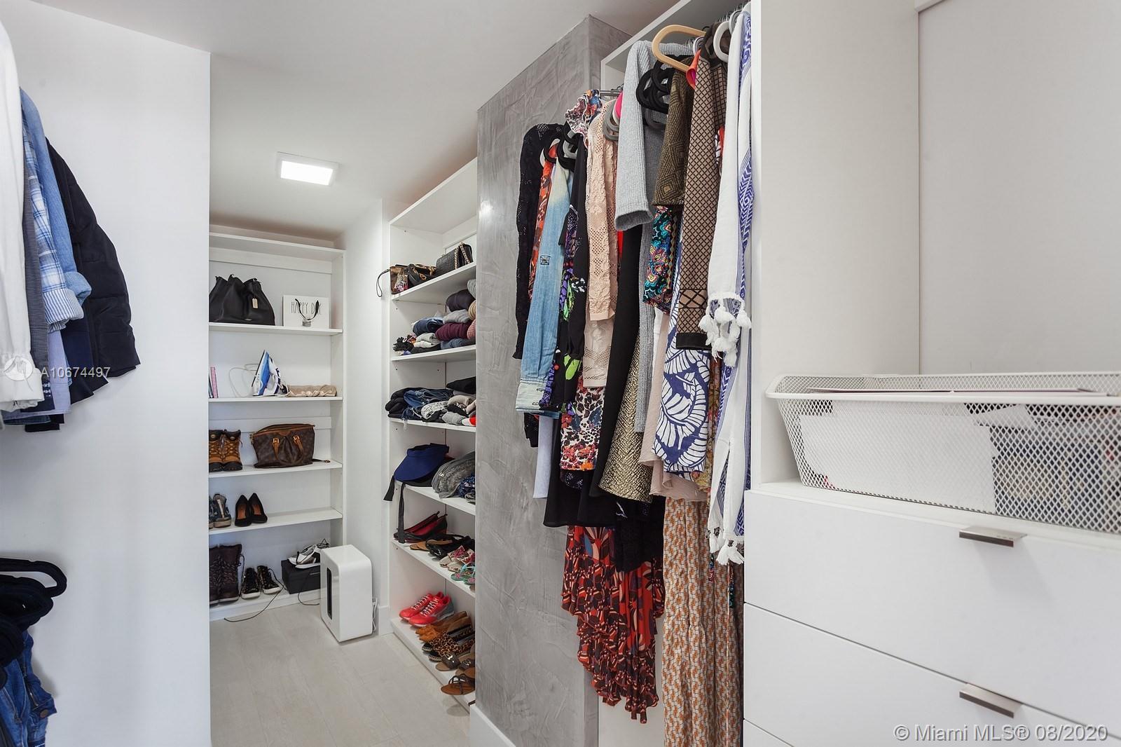 1111 Crandon Boulevard, Unit A1105 Key Biscayne, FL 33149 - Photo 8 of 15