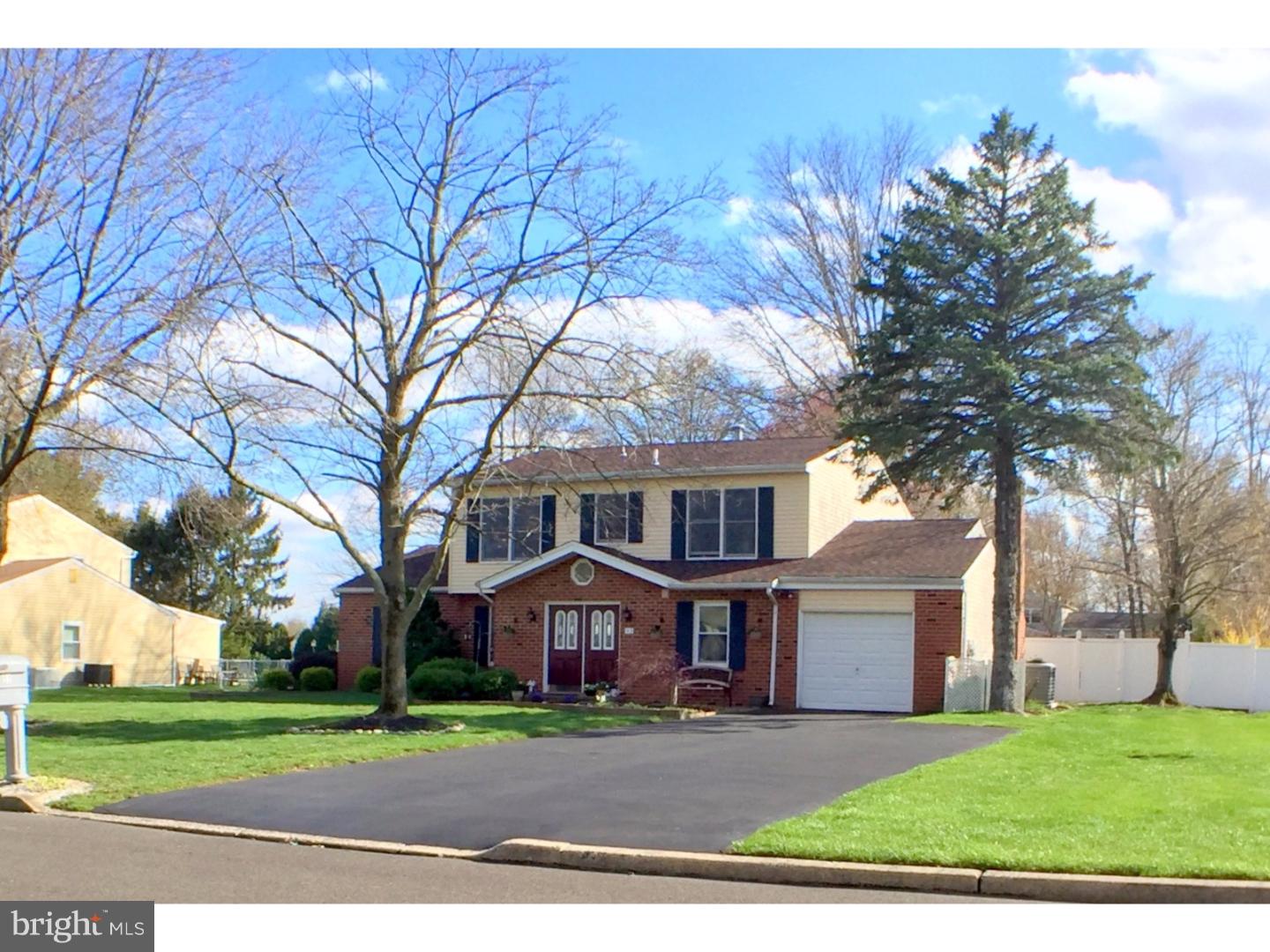 53 Shelley Road Holland, PA 18966 - Photo 2 of 21 Gallery Image 2