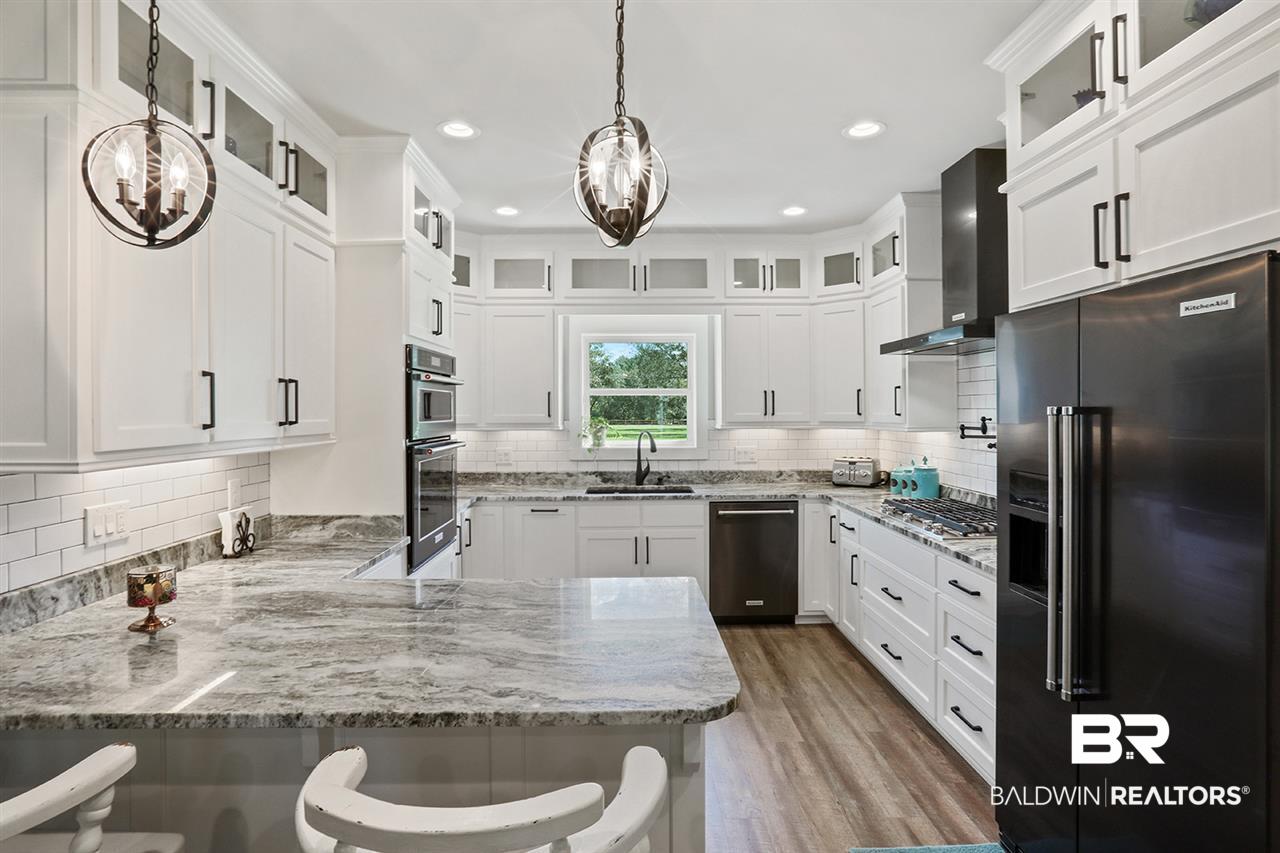 12665 County Road 55 Foley, AL 36535 - Photo 7 of 23 Kitchen