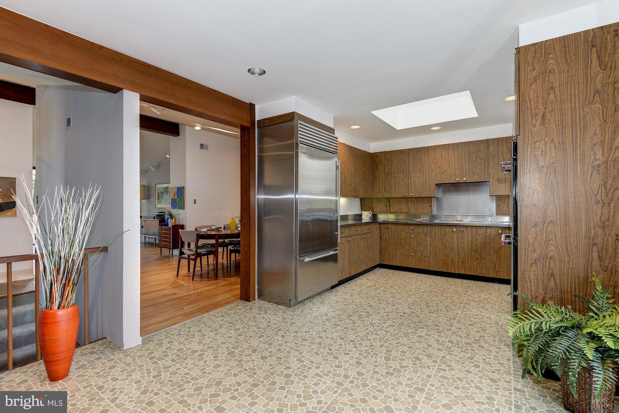 3416 Highview Court Silver Spring, MD 20902 - Photo 13 of 30 Kitchen