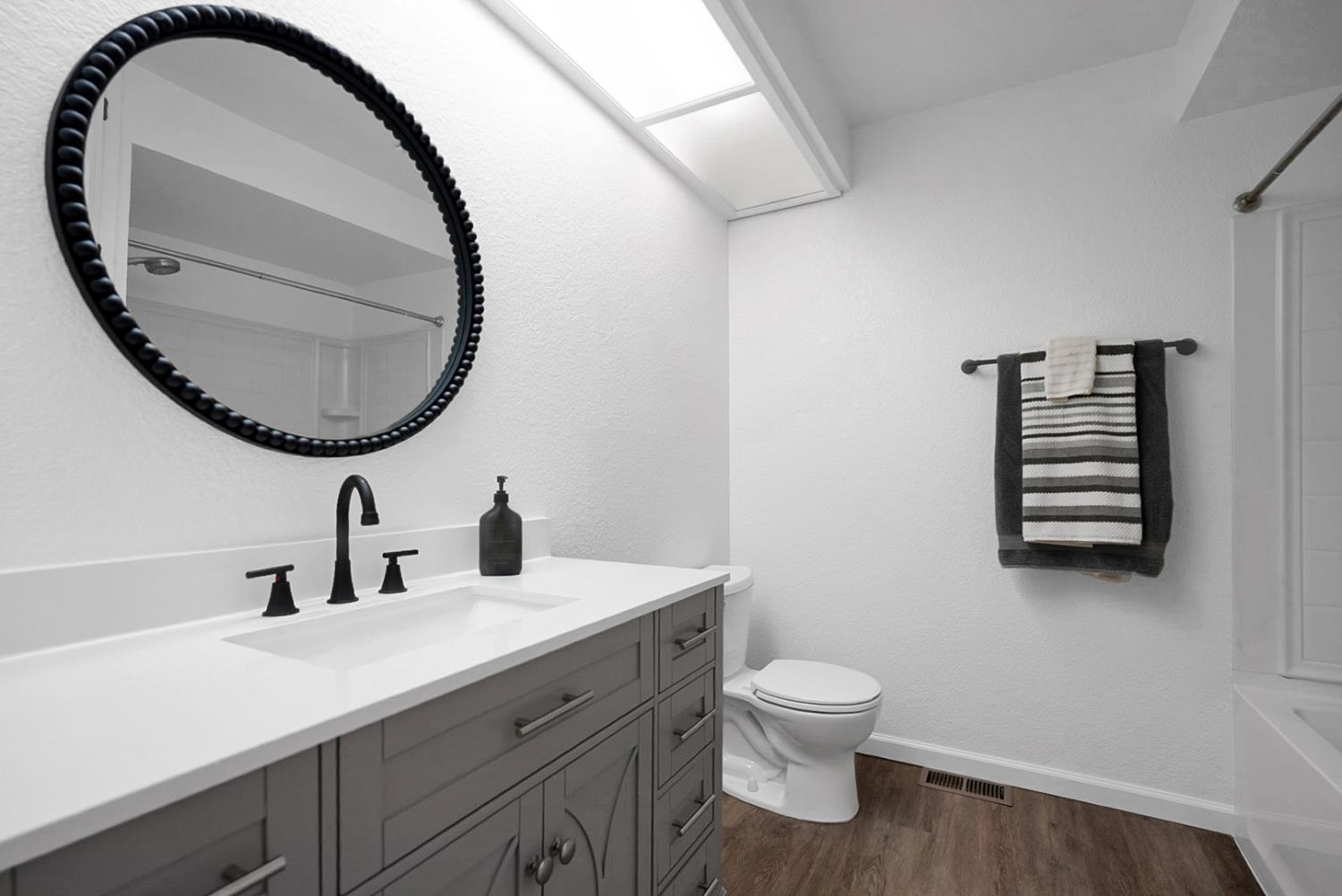 228 Tiffany Circle Ripon, CA 95366 - Photo 14 of 28 Gallery Image 14
