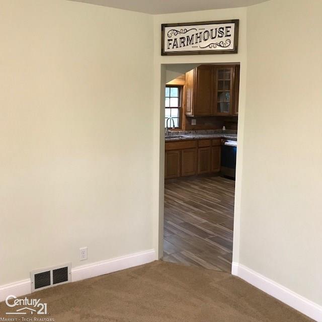 1511 Wales Center Road Goodells, MI 48027 - Photo 17 of 42