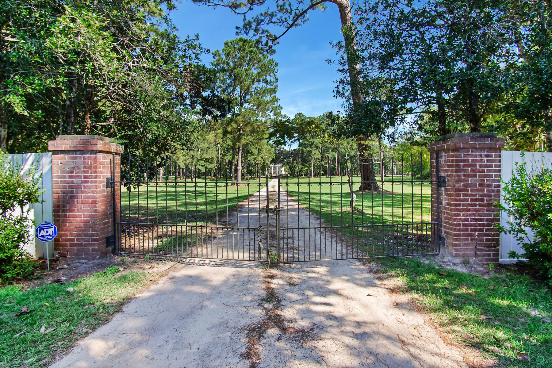 2711 Possum Corner Road Walterboro, SC 29488 - Photo 9 of 105 DSC05920-SMALL