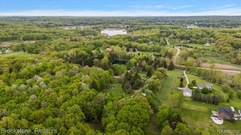 2135 South Hadley Road Ortonville, MI 48462 - Photo 9 of 20 Gallery Image 9