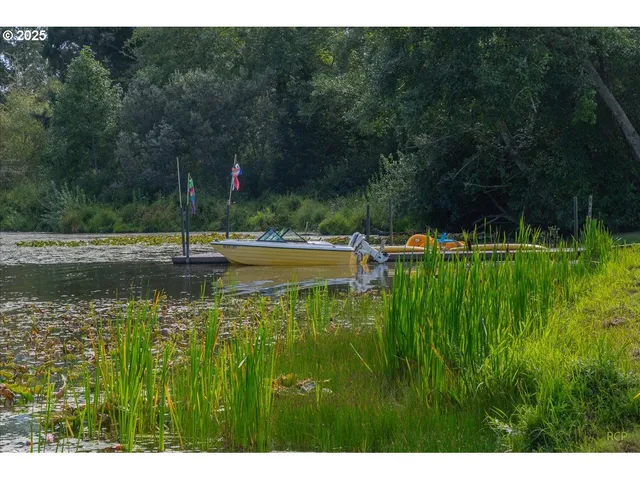 $574,950 | 33765 Lake Front Drive, Warrenton, OR 97146