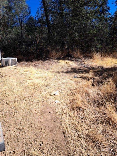17202 Jupiter Road Twain Harte, CA 95383 - Photo 8 of 8 a view of snow on the side of a road