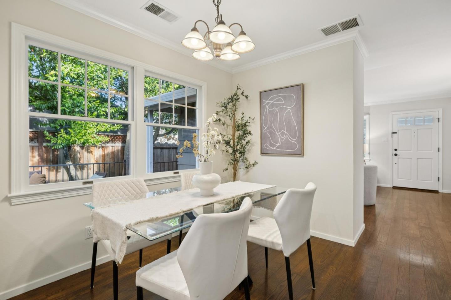 308 Hedge Road Menlo Park, CA 94025 - Photo 11 of 37