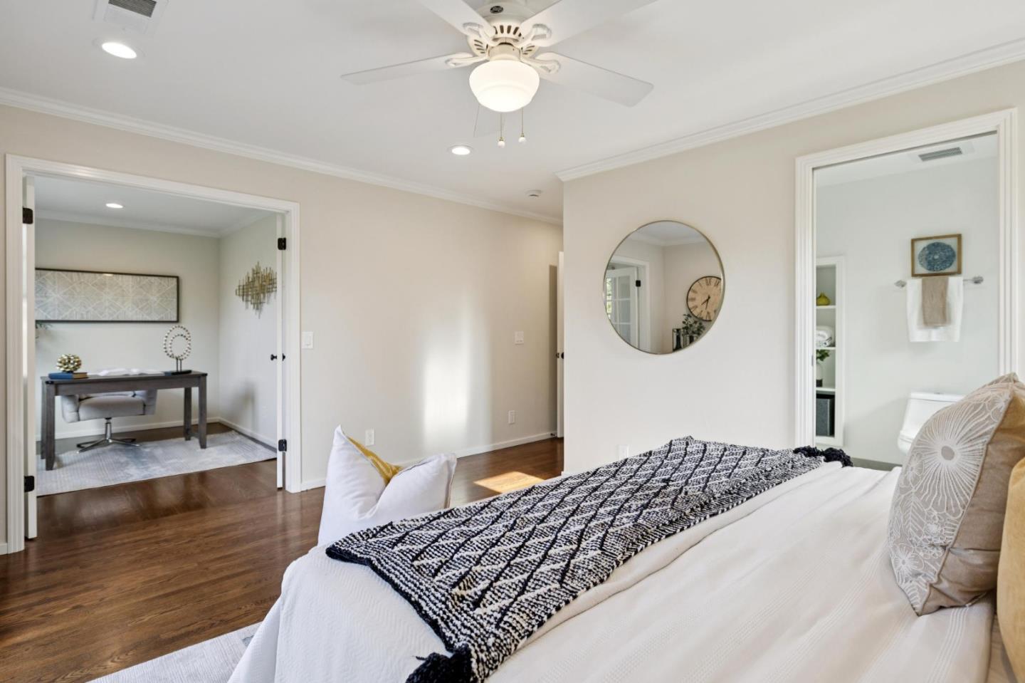 308 Hedge Road Menlo Park, CA 94025 - Photo 18 of 37