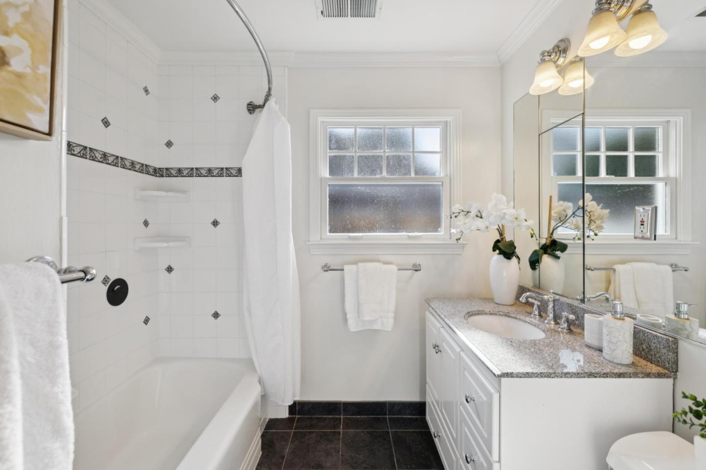 308 Hedge Road Menlo Park, CA 94025 - Photo 25 of 37