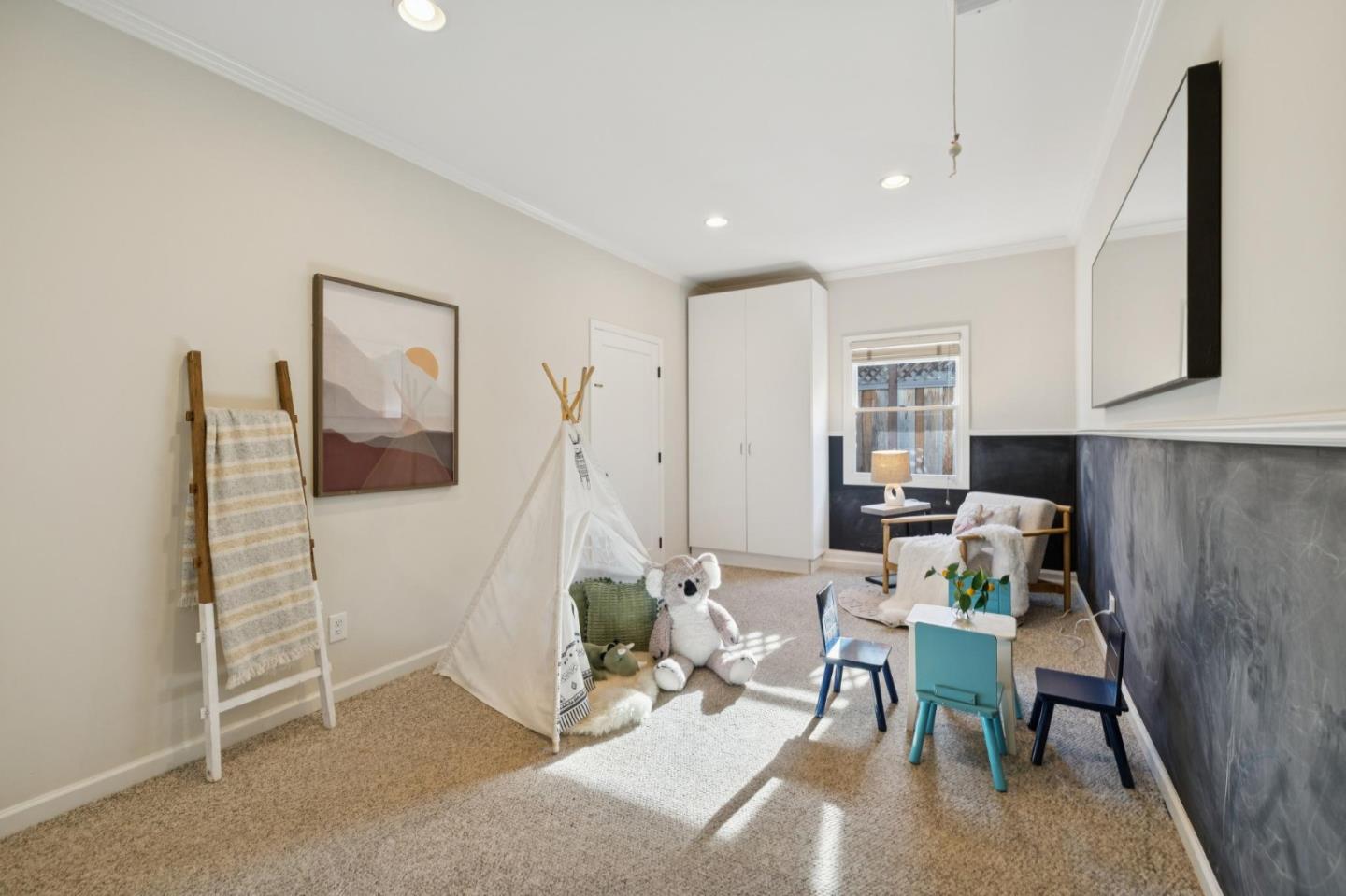 308 Hedge Road Menlo Park, CA 94025 - Photo 26 of 37