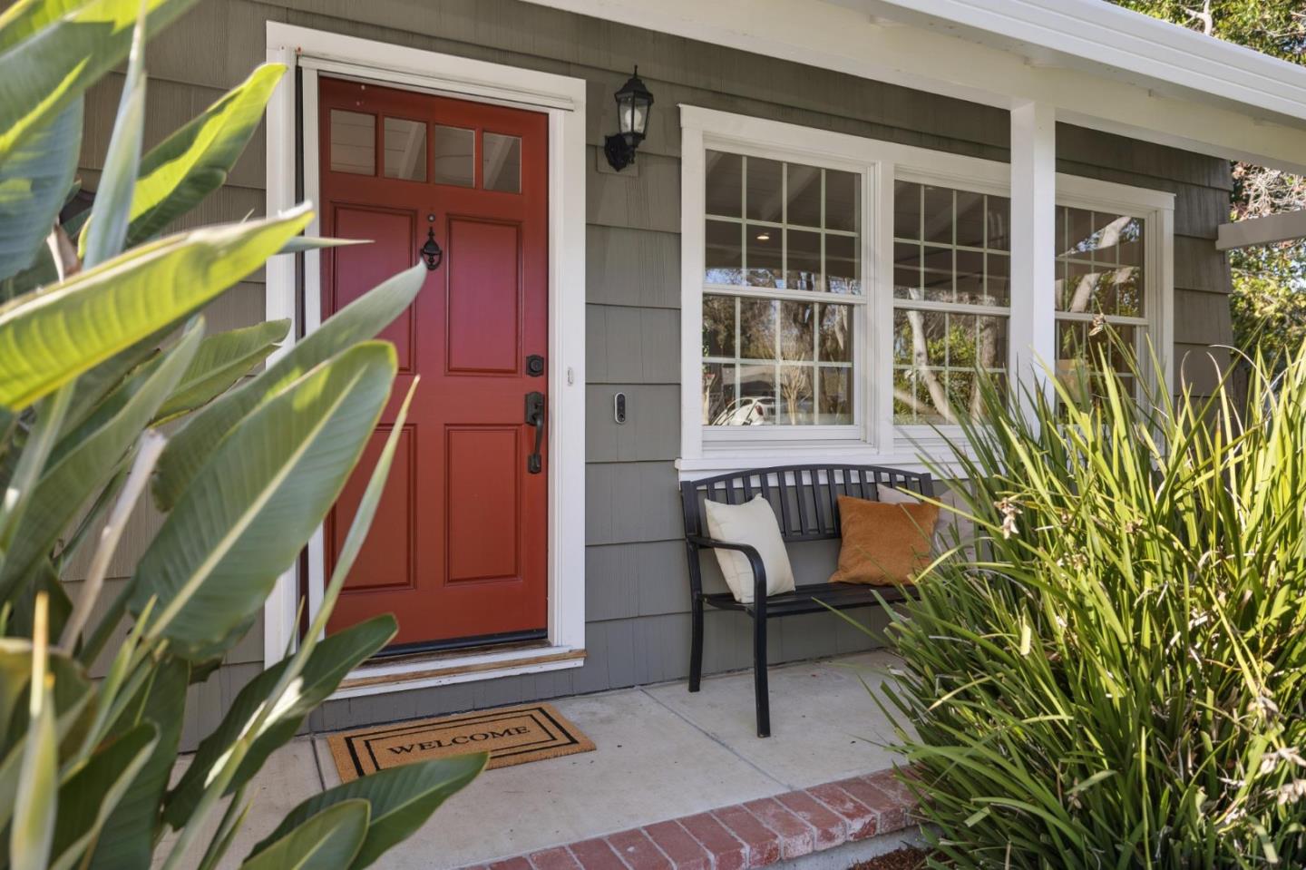 308 Hedge Road Menlo Park, CA 94025 - Photo 5 of 37