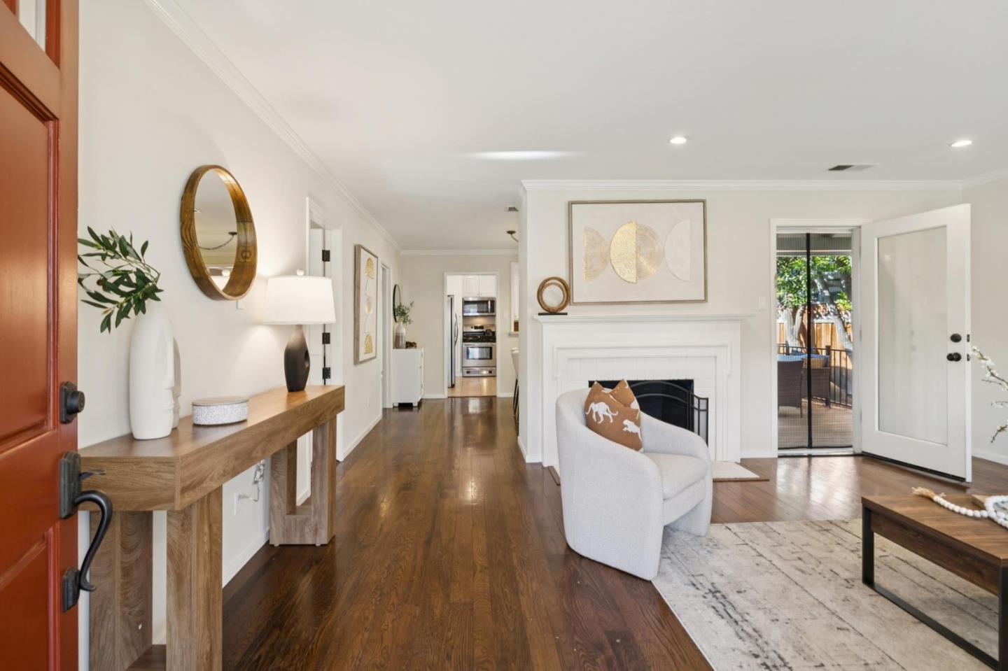 308 Hedge Road Menlo Park, CA 94025 - Photo 6 of 37