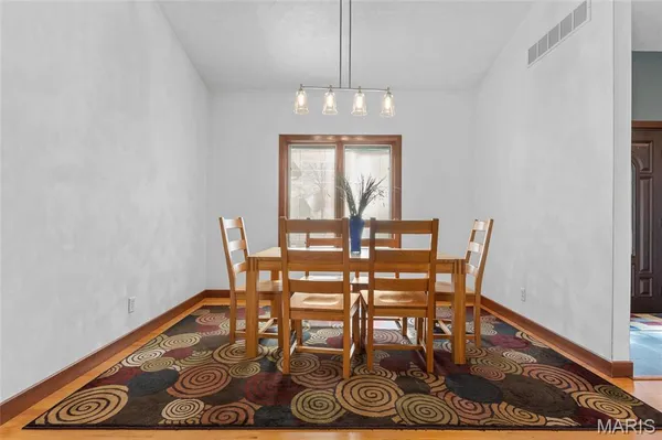 $760,000 | 11 Jennifer Lane, Collinsville, IL 62234