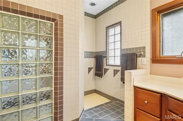 $760,000 | 11 Jennifer Lane, Collinsville, IL 62234